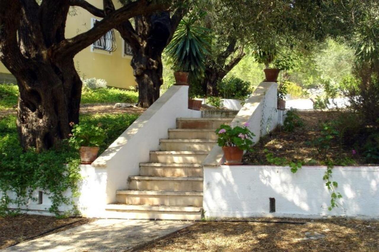 ניסקי Villa Stefanos Bungalows מראה חיצוני תמונה