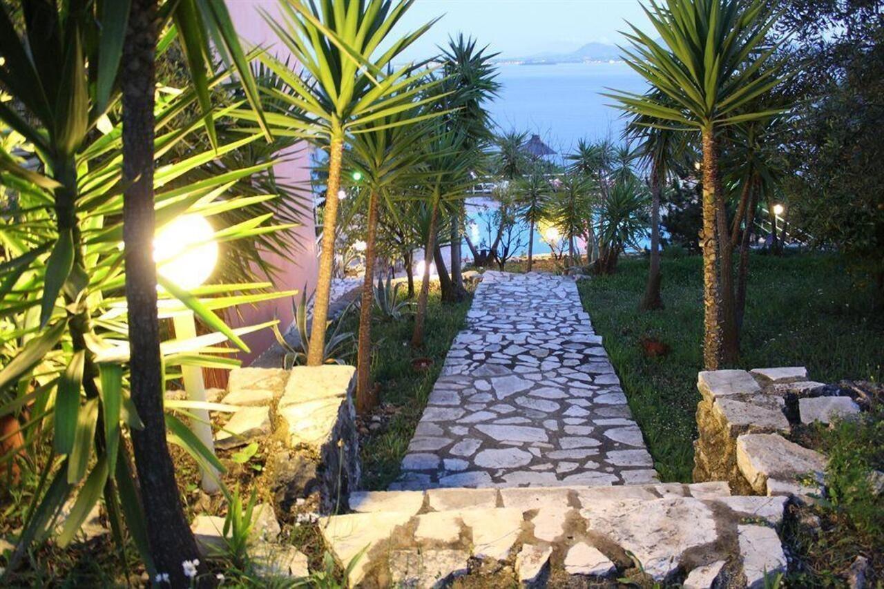 ניסקי Villa Stefanos Bungalows מראה חיצוני תמונה