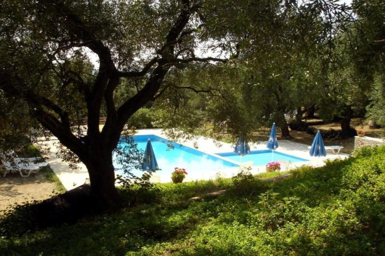 ניסקי Villa Stefanos Bungalows מראה חיצוני תמונה