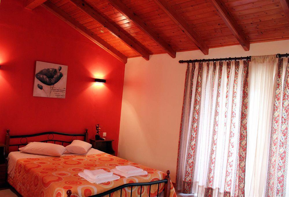 ניסקי Villa Stefanos Bungalows מראה חיצוני תמונה